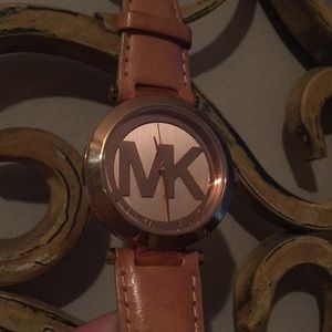 Micheal Kors rose gold watch